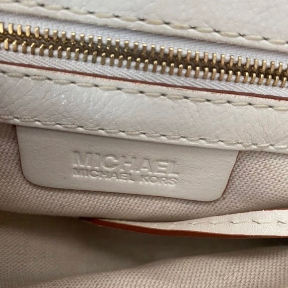 Michael Kors handbag - Picture 3 of 8